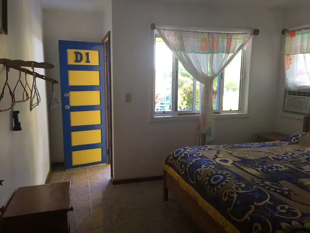 Maya Breeze Inn