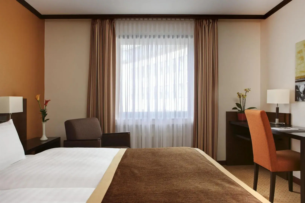 Trans World Hotel Donauwelle