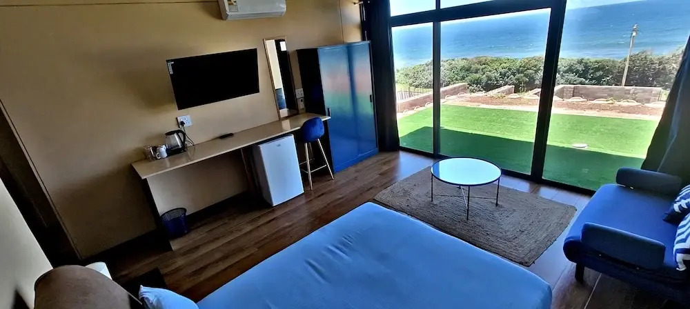 WAVES ocean front King Shaka Airport