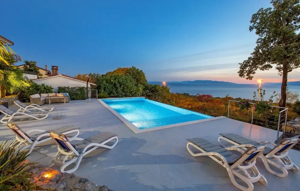 Awesome Apartment in Rijeka With Wifi and Outdoor Swimming Pool