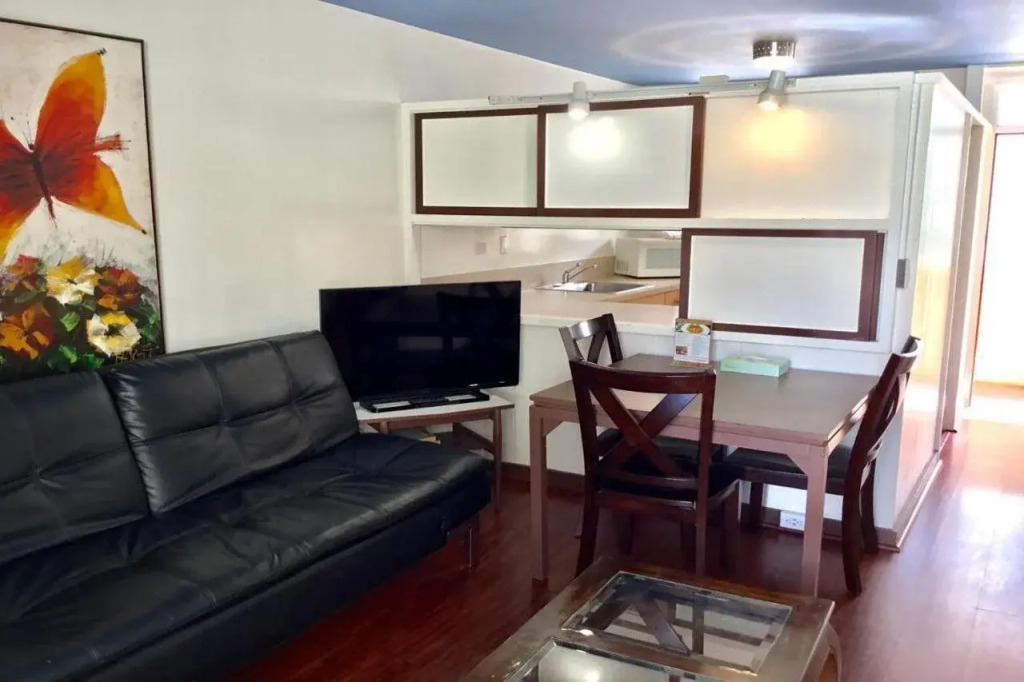 Holiday Surf Hotel