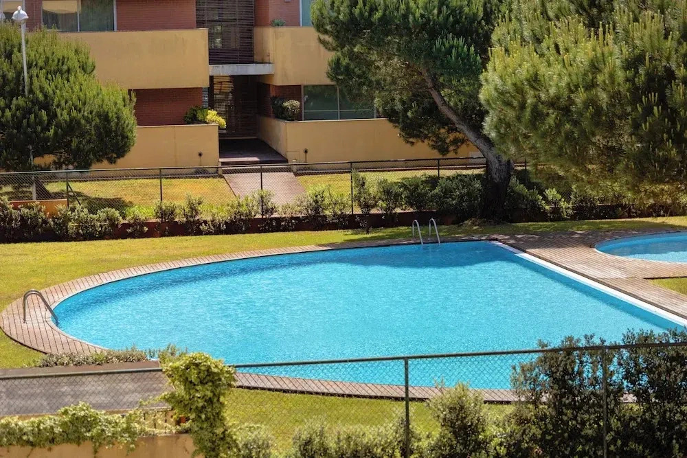 The Pine Flat with Pool at Furadouro