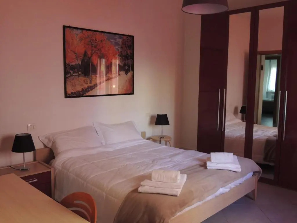 Appa49 vicino Ospedale Borgo Roma, Fiera e Univr