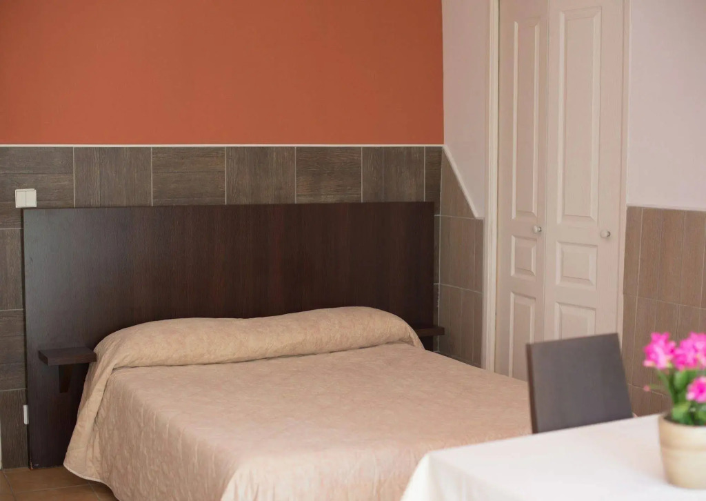 Hotel et Appartements Reine DAzur