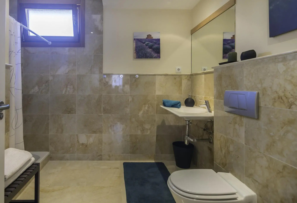28039 - Great penthouse near beach