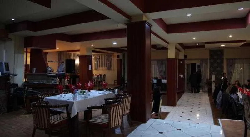 Hotel Uni Palas II