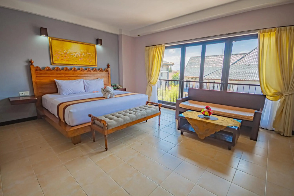 Grand Santhi Hotel
