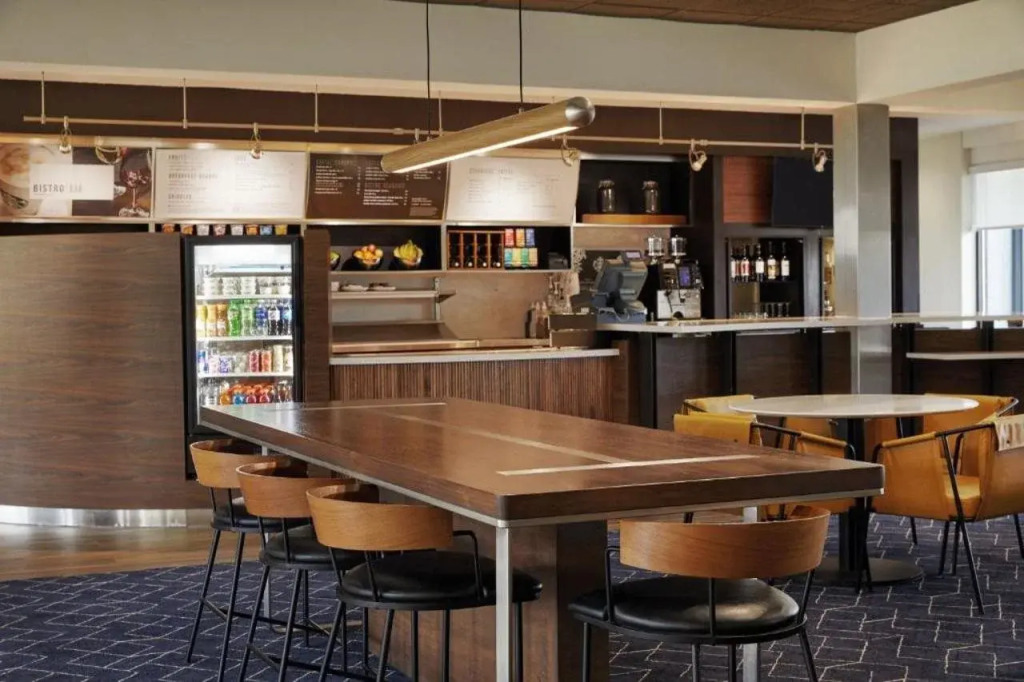 Courtyard by Marriott St. Louis Downtown West