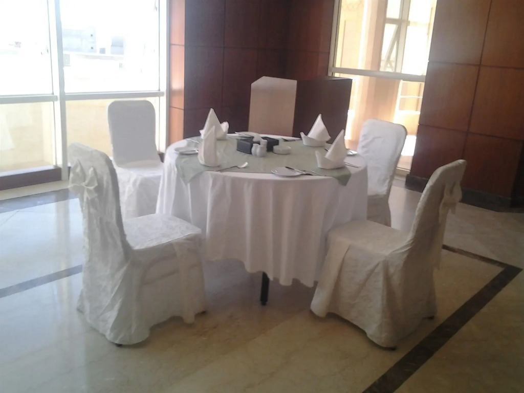 Executives Hotel - Azizia