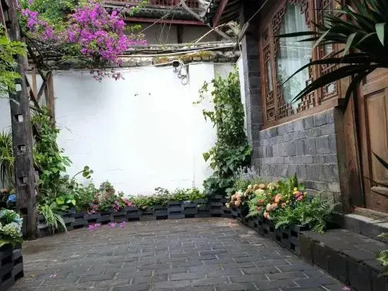 Qiyue Linyin Bieyuan (Lijiang Gucheng Mufu Branch)