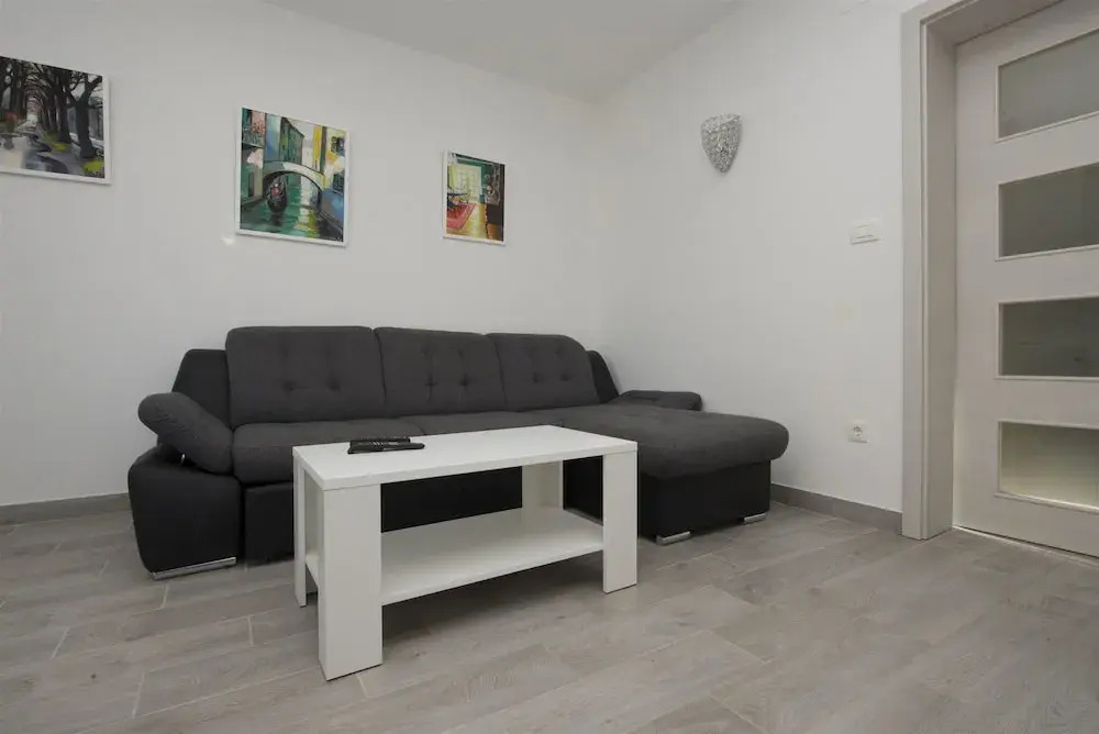 Apartment Jure