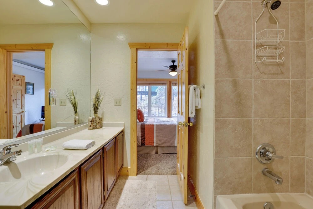 1/2 Mi to Granby Ranch: Townhome w/ Fireplace!