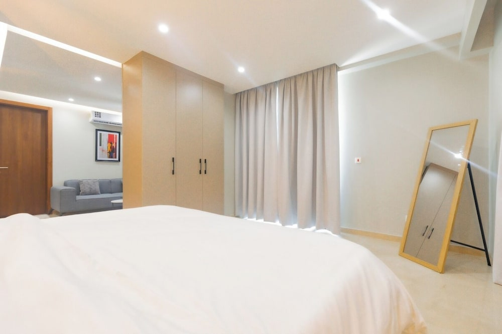 Sky View Condo at Bravia