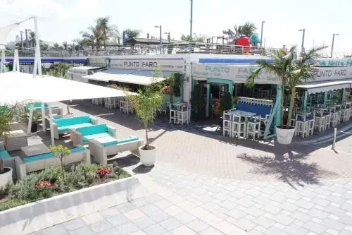 Neptuno & Diana BeachFront Central Suites