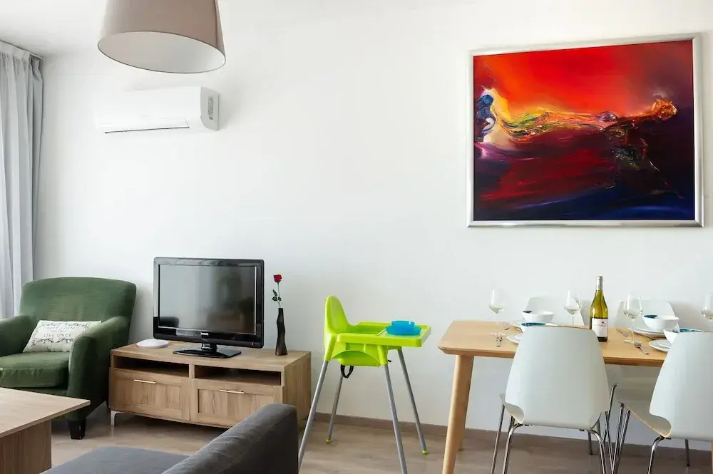 Pebble Beach Holiday Apartments