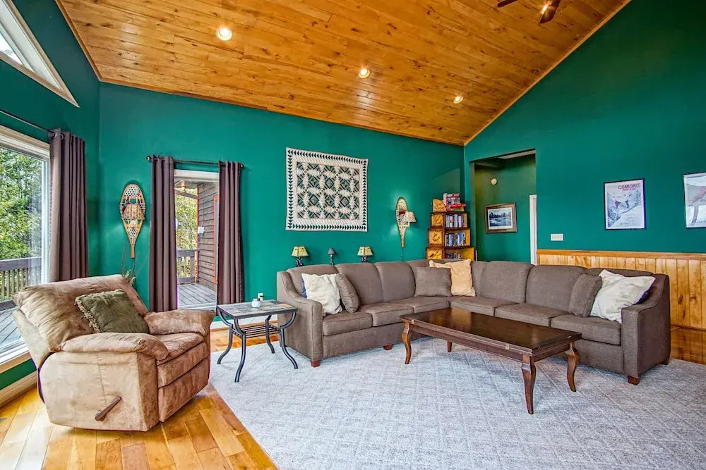 South West Ridge 72-153 5 Br: Large Western Views. Private hot Tub. Wood Fireplace