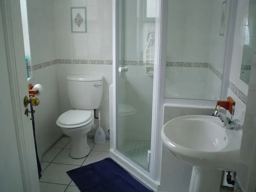 2 Cottons Cottage