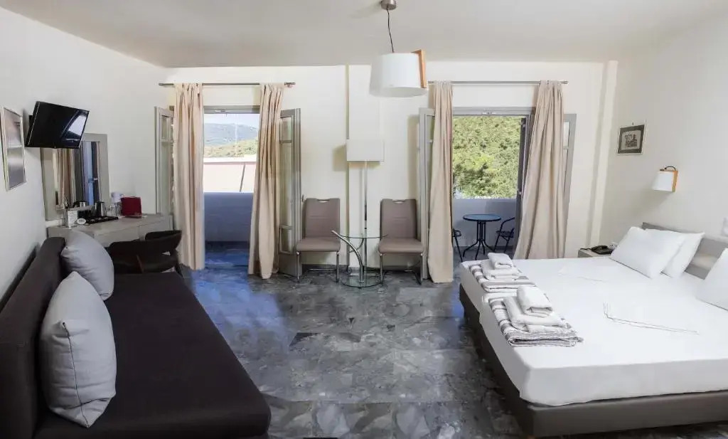 Erato Hotel