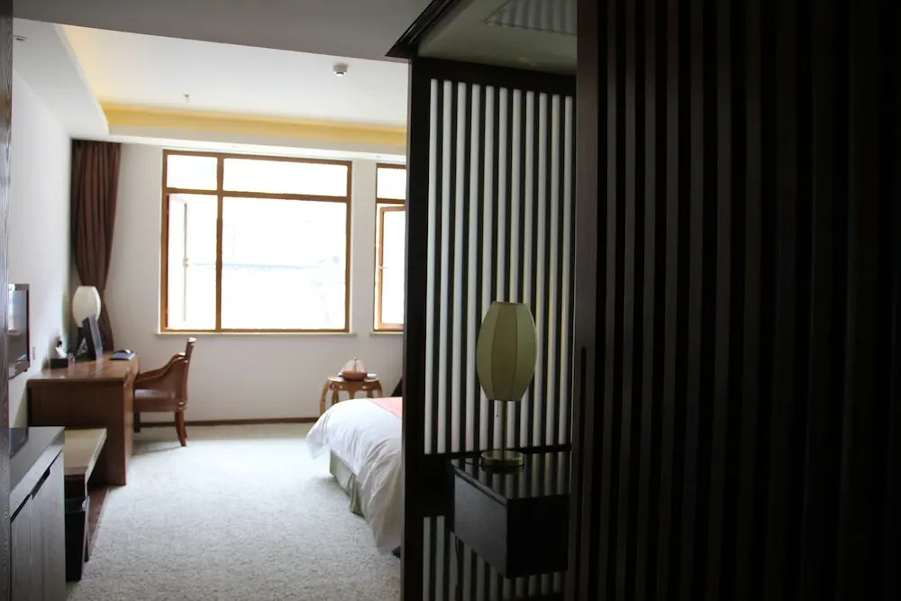 Jiuhua Mountain Julong Hotel