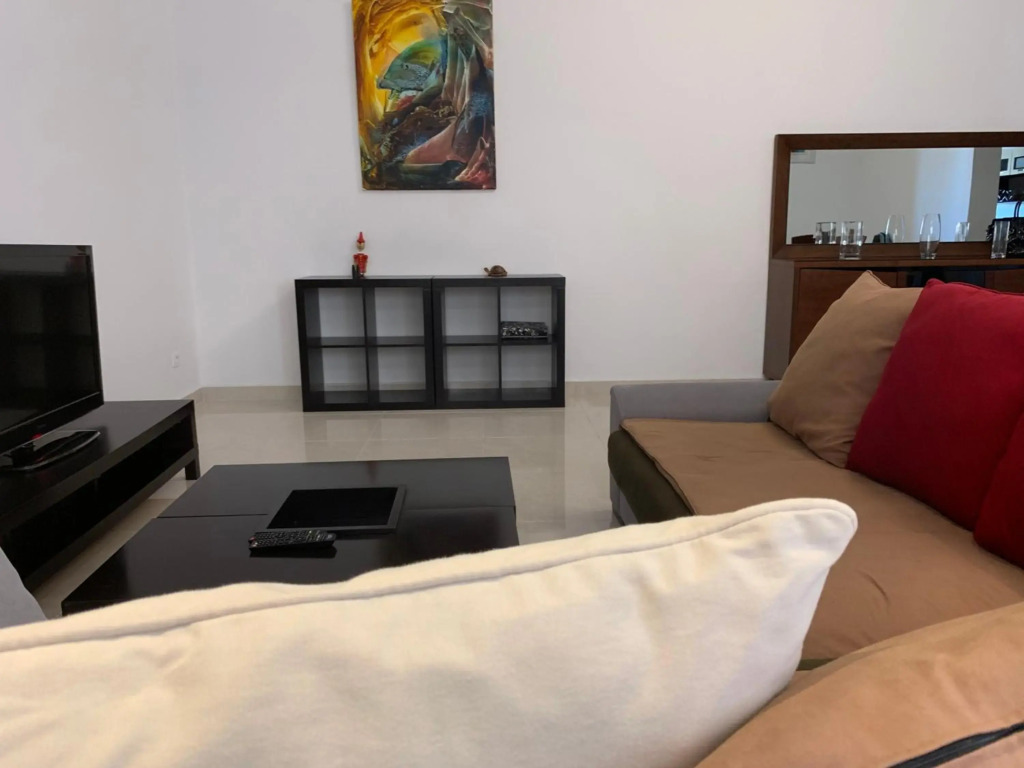 Charmant appartement pour famille uniquement en résidence à Oran Gambetta