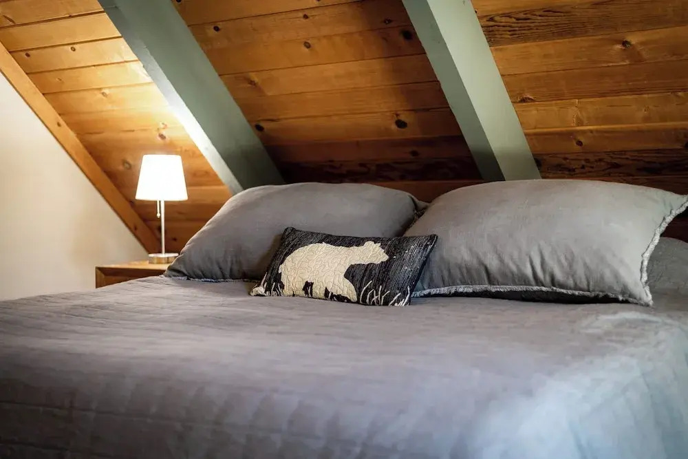 Bear Pause 4BR Large Deck & Balcony