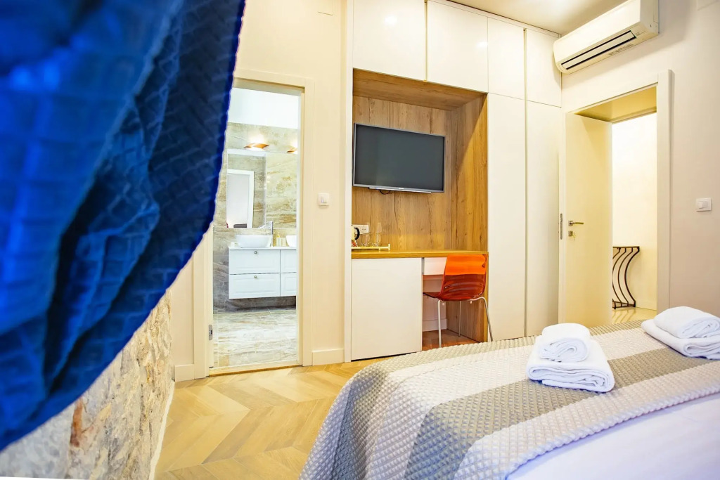 Best4Stay Luxury Rooms