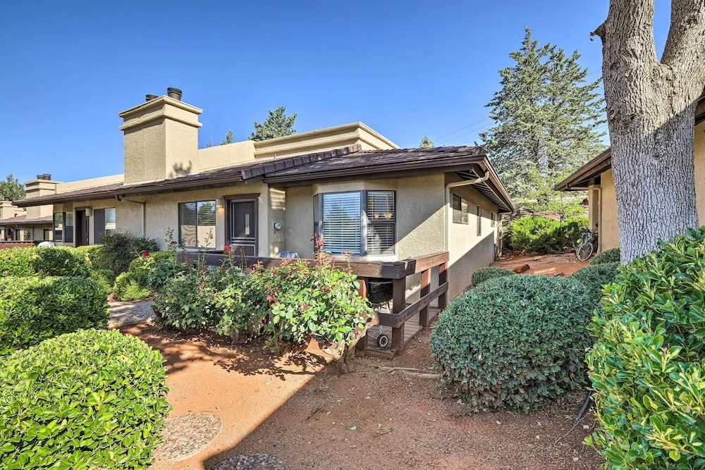 16 Mi to Red Rock State Park: Sedona Condo!