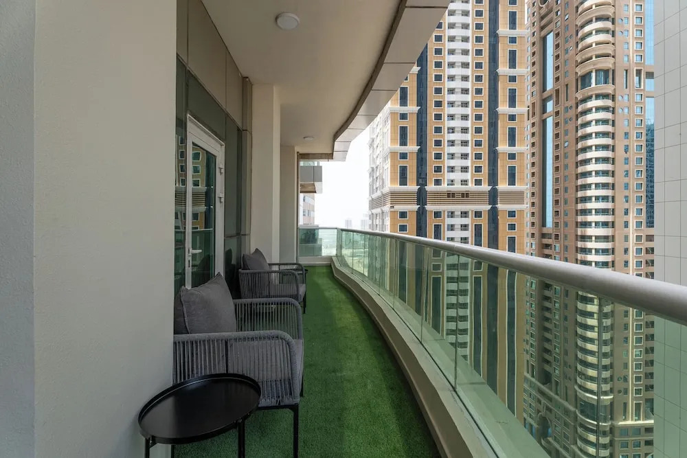 Nasma Luxury Stays - Marina Pinnacle