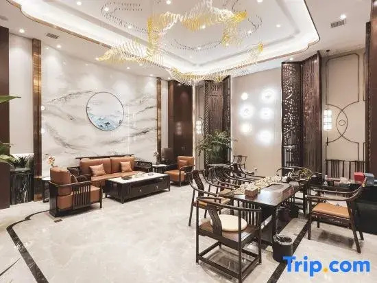Shouyang Luhu Hotel (Guiyang North Railway Station, Convention and Exhibition Center)