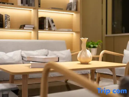 Jinji Smart Hotel (Baiyin Jingtai Jingdian Avenue)
