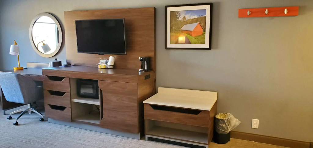 Hampton Inn - Hillsville