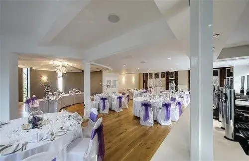 Springbank Manor