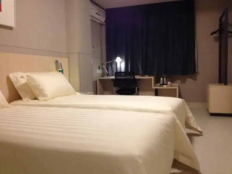 Jinjiang Inn Ocean View Hotel Sanya Bay Jixiang Street Branch