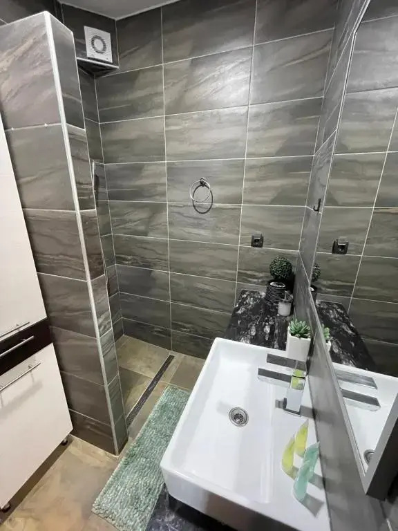 Milmari I2 Lux Apartman Obradovic