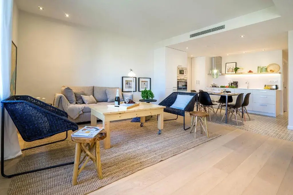 Friendly Rentals Gran Via