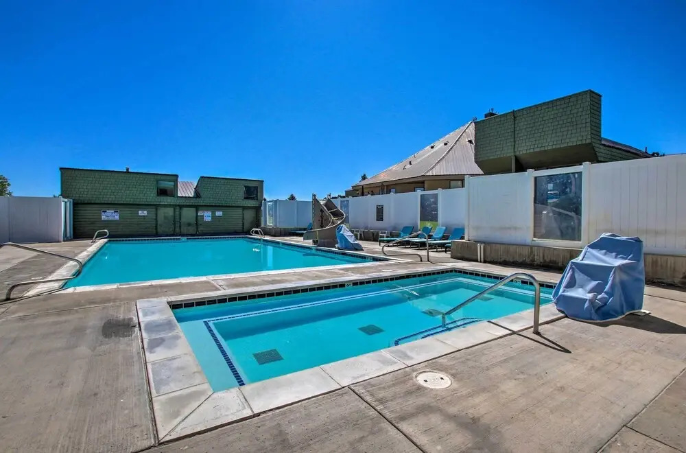 Garden City Gem: Private Hot Tub & Game Room