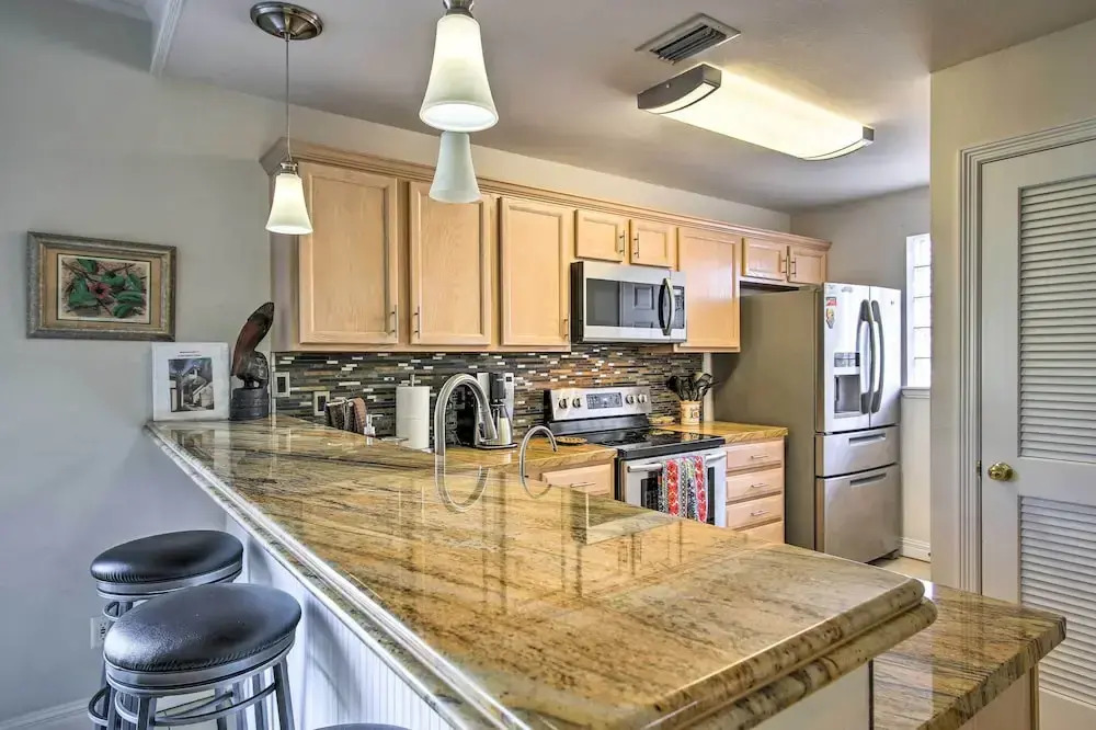 South Padre Island Condo w/ Pool Access & Balcony!