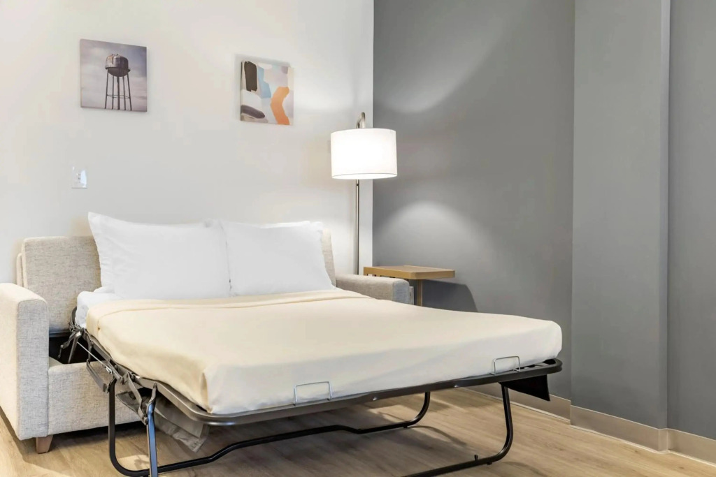 Four Points by Sheraton Newark Airport