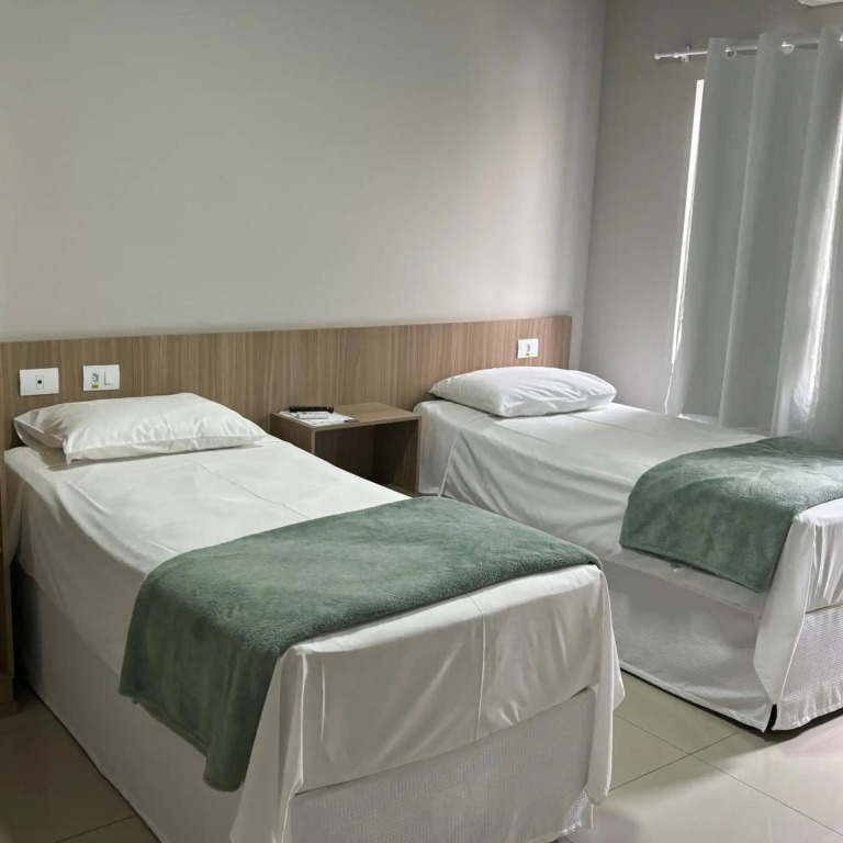 Mahle Hotel - BR 116, km 48