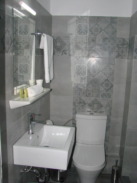 Nikolas Hotel