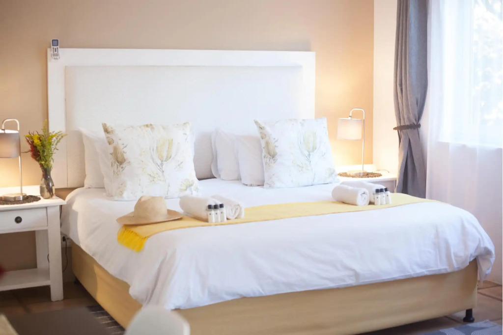 Caza Beach Guesthouse