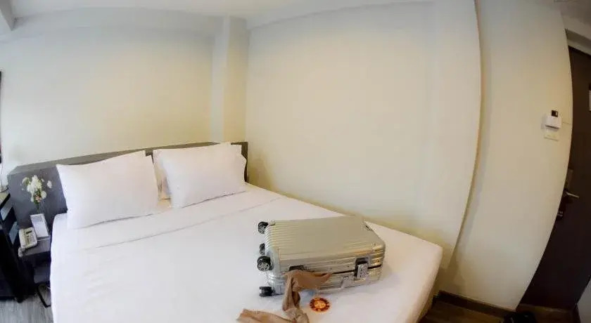 Nana City Hotel