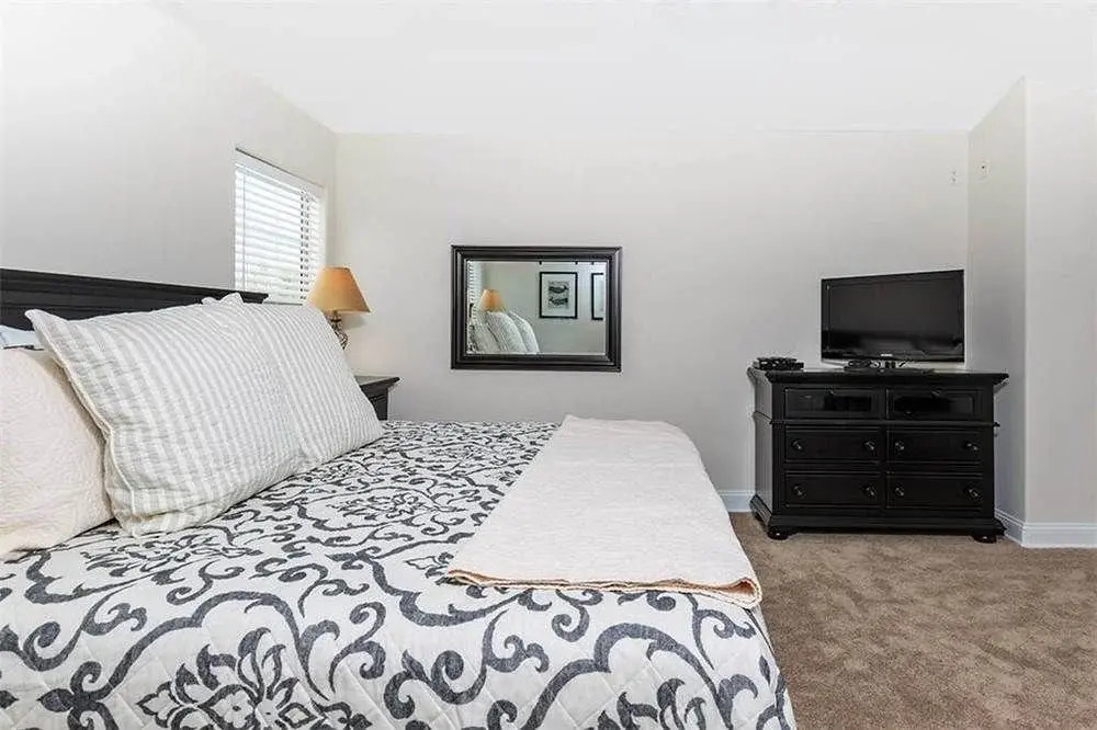 Golden Sands - Five Bedroom Home
