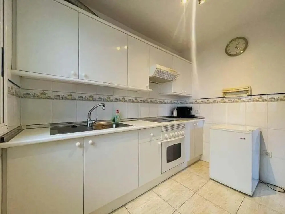Family Apartment 3BR Communal Pool Kids Park