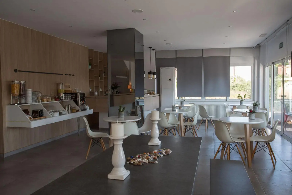 Theofilos City Hotel