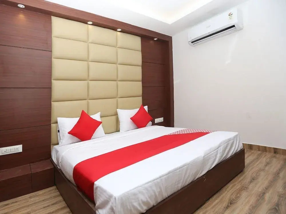Hotel Glorify Stay By OYO Rooms