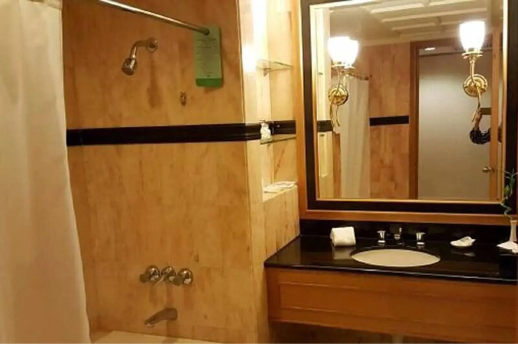 New World Shunde Hotel