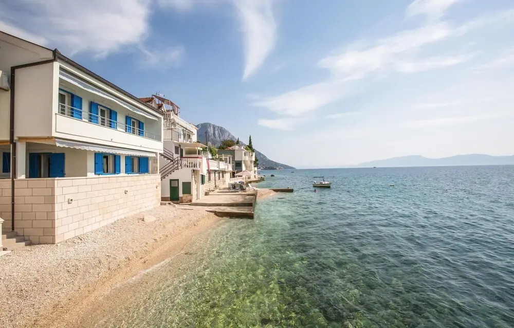 Four-Bedroom Holiday Home In Brist