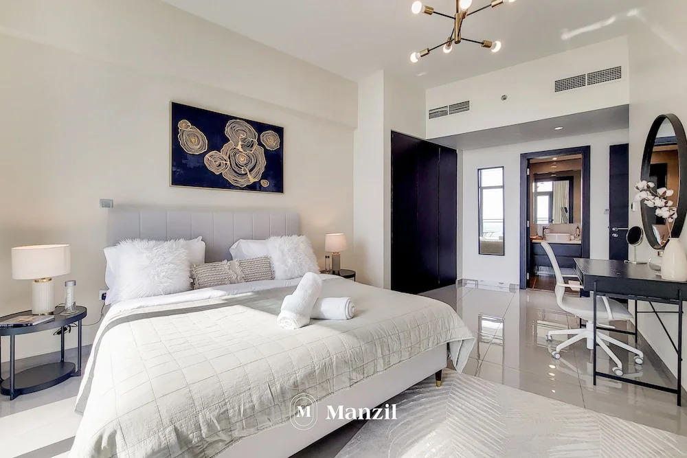 Manzil - Modern 3BR in Business Bay nr Dubai Mall
