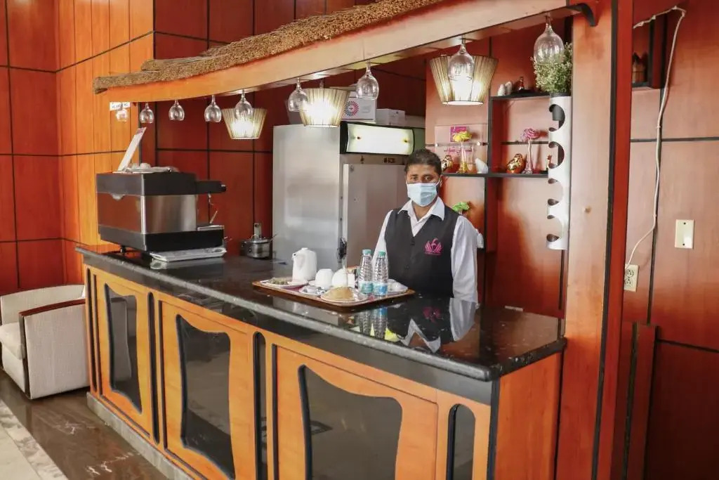 Al Farhan Hotel Suites Al Siteen